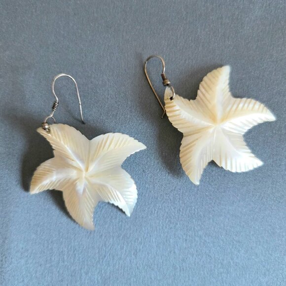 Mother of Pearl earrings Jewelry - Large Mother of Pearl Star Fish dangling earrings.